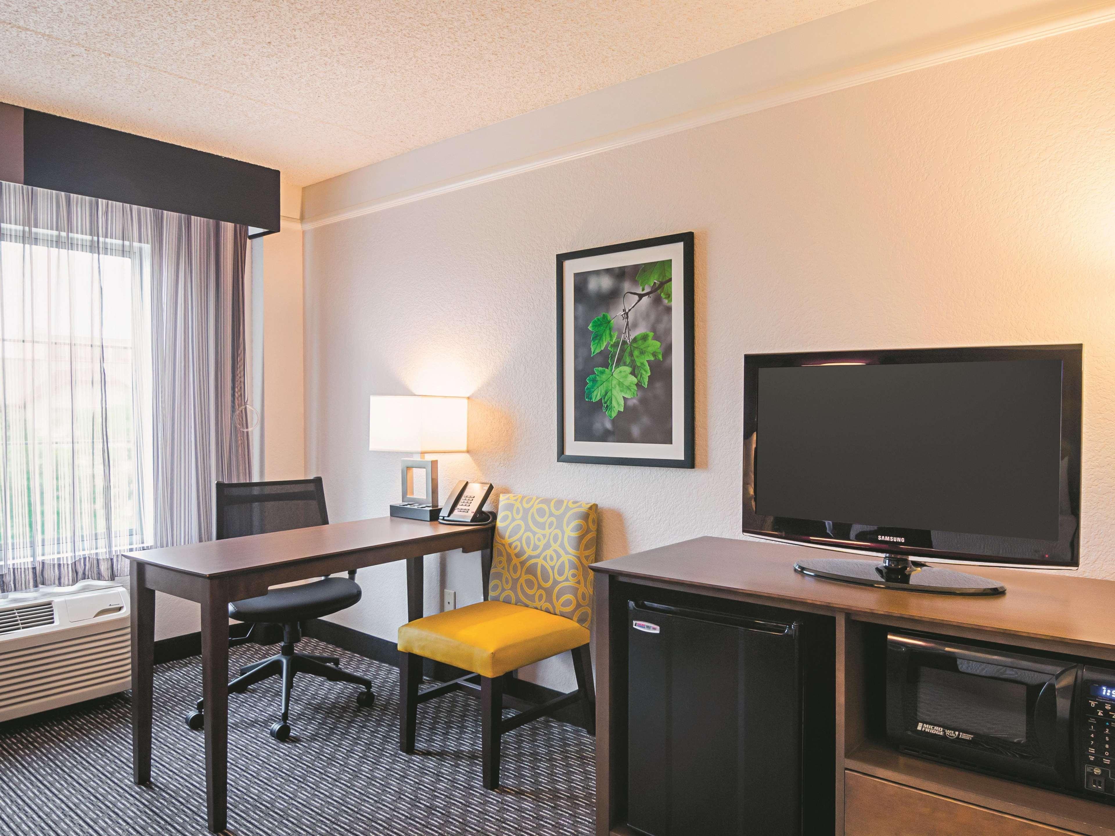 La Quinta By Wyndham Airport Dia DEN